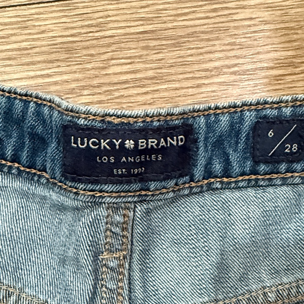 Lucky Brand Women's Frayed Jean Shorts - Dark Blue - Picture 2 of 7